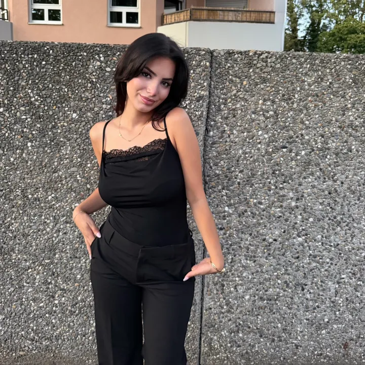 alinaguelay33