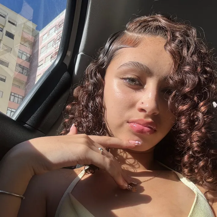 @_.ainyy._