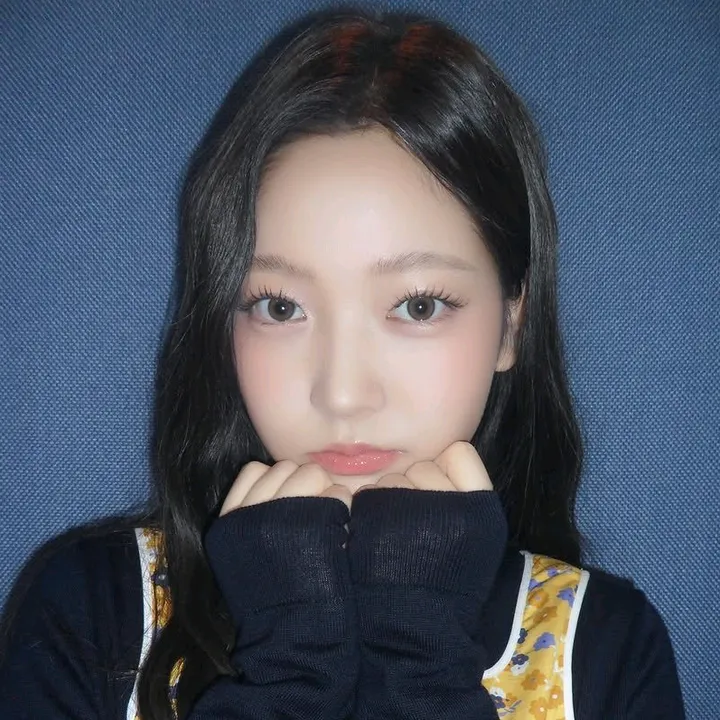 @hourlyjia