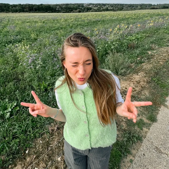 @lotlotstudio