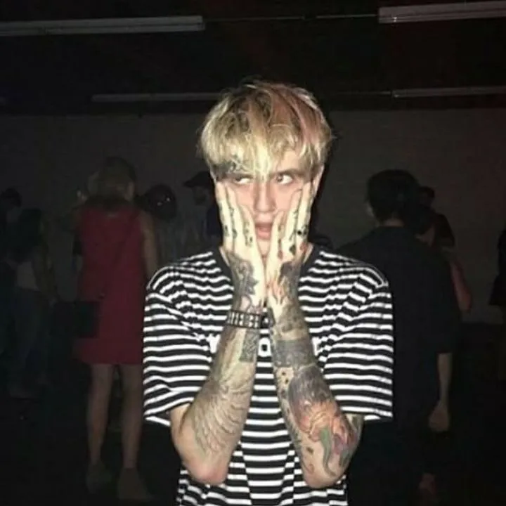 @who_is_300