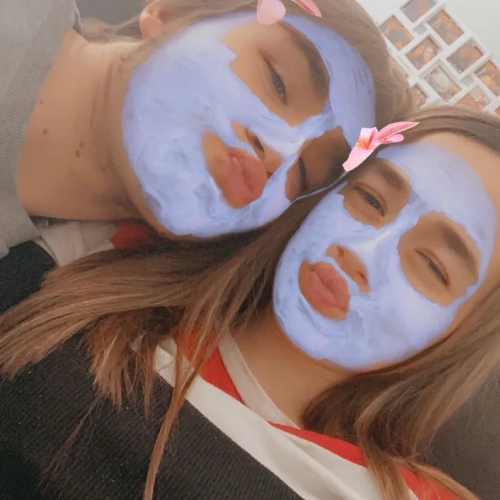 @girl_12060