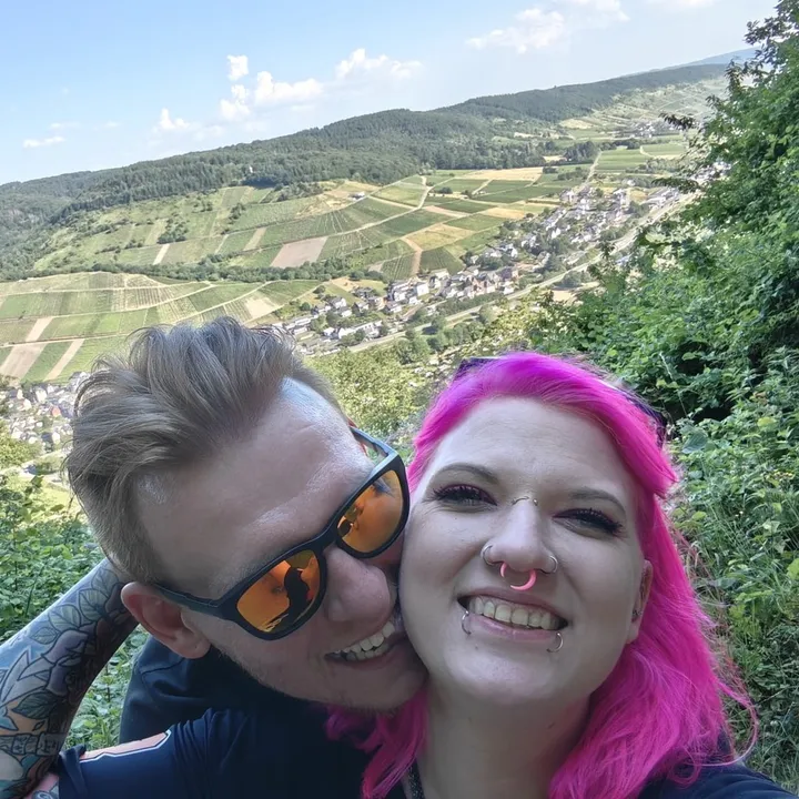 @red_head_1998