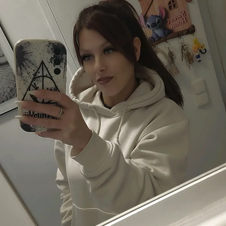 x_tammii_sarah_x