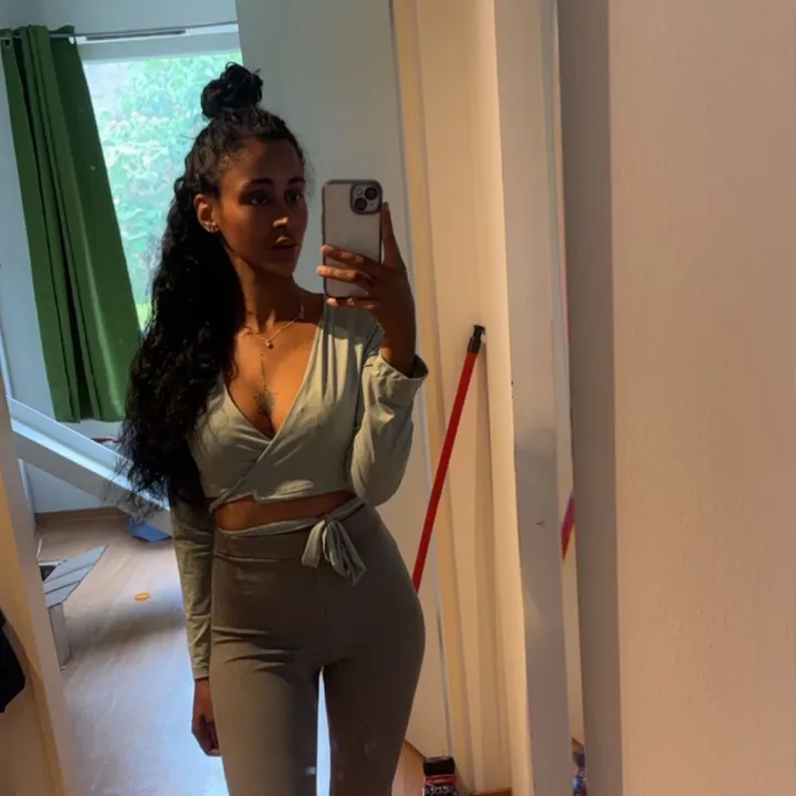shaquila_mina