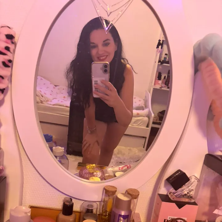 @anita.bit