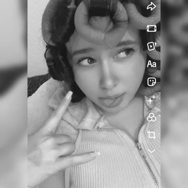 __angi7__