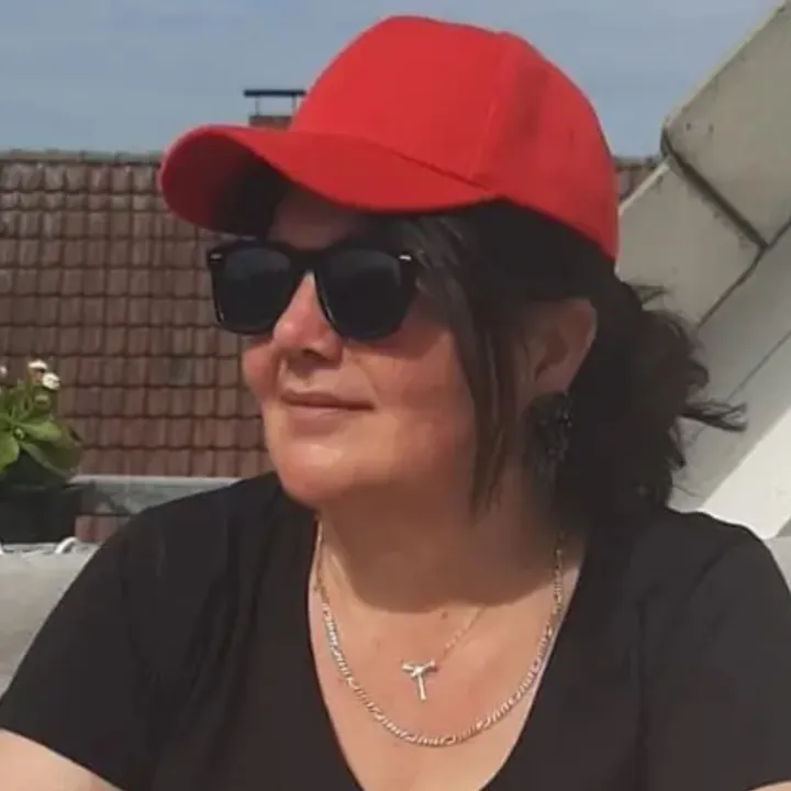 @hukumsuz09