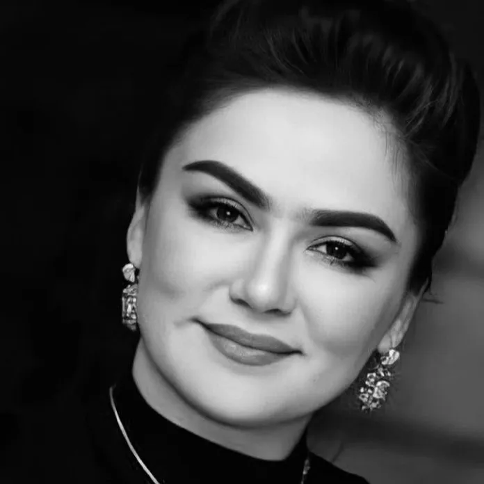@niginsayedi