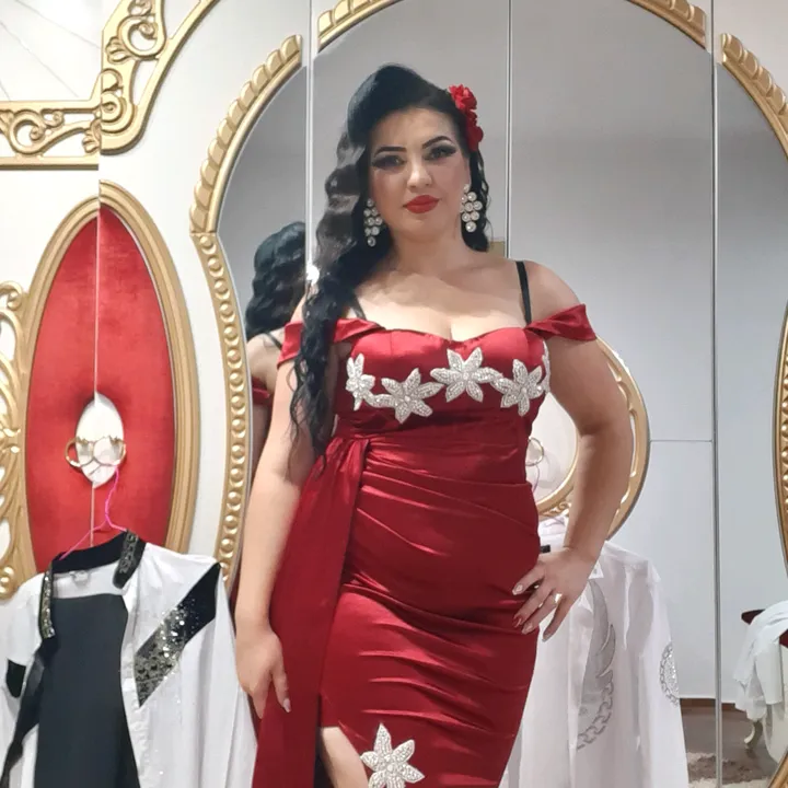 @manuelaapostolach