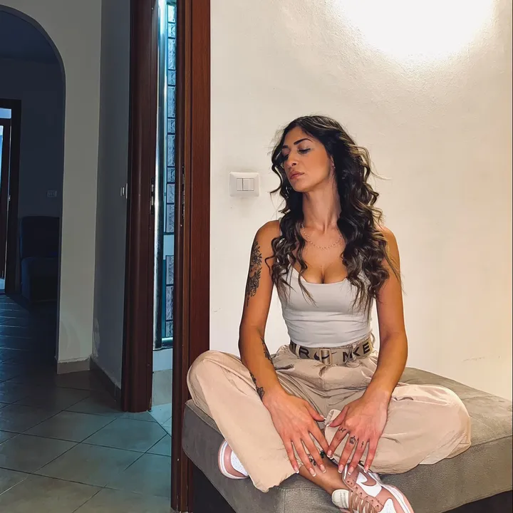 carolascavone19
