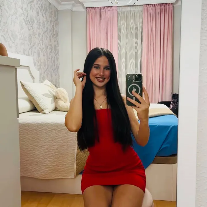 @lolaa.veeraa