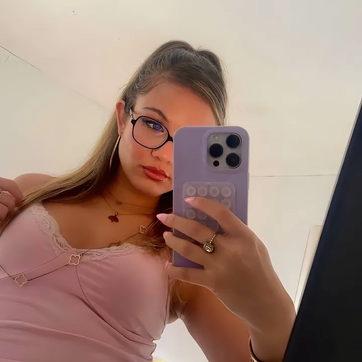 @_nathalia_09