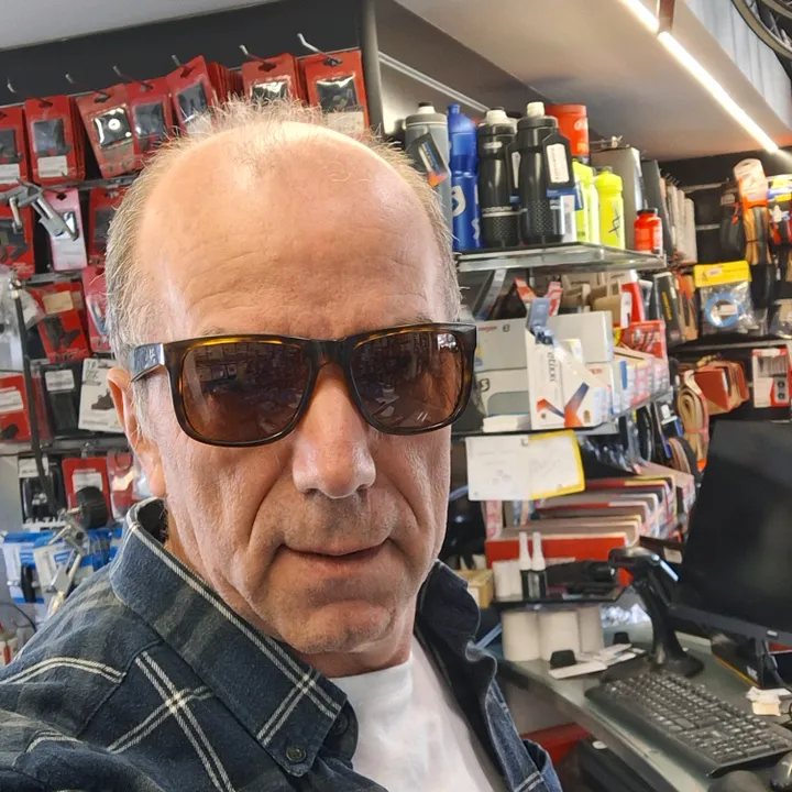 carlos.bicicar