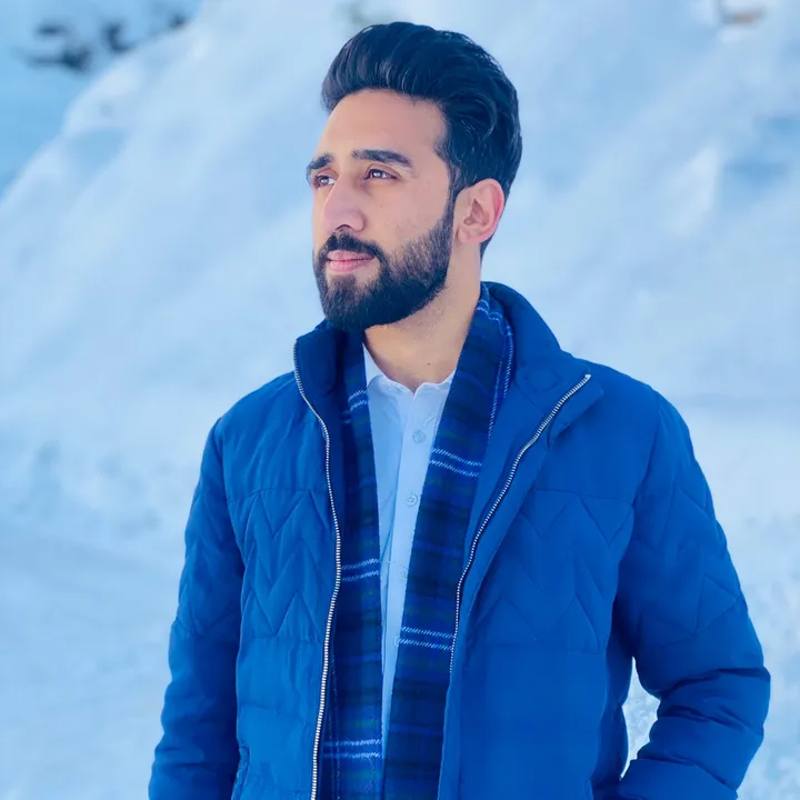 zarakkhan13179