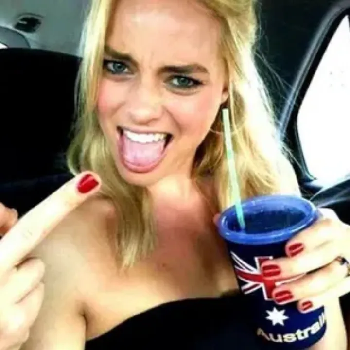 literallymargotrobbie