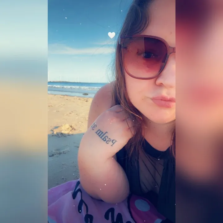 curvy_naddi89