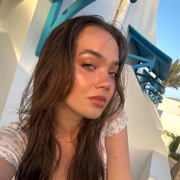 sarah_blr__