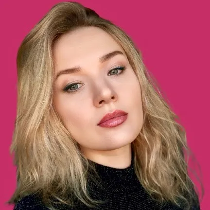 @elenacookss