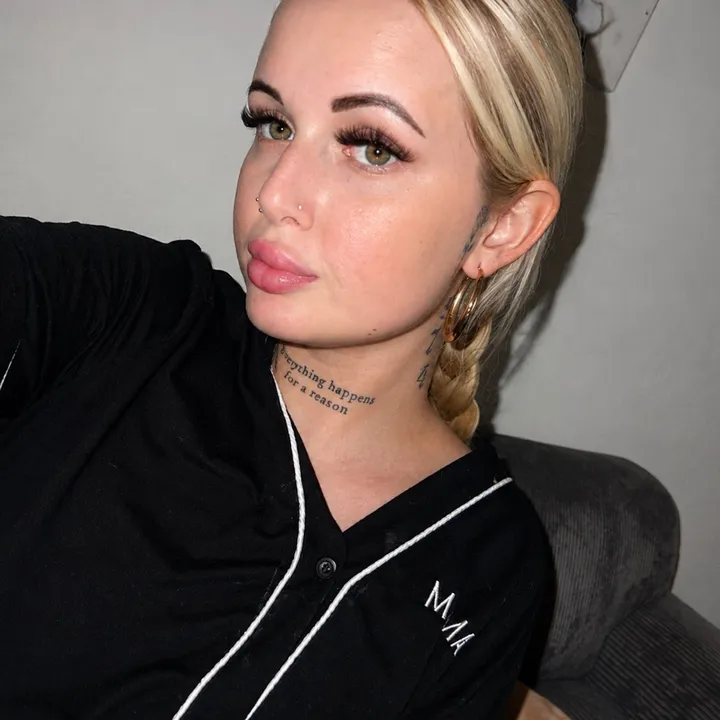 @laraak20
