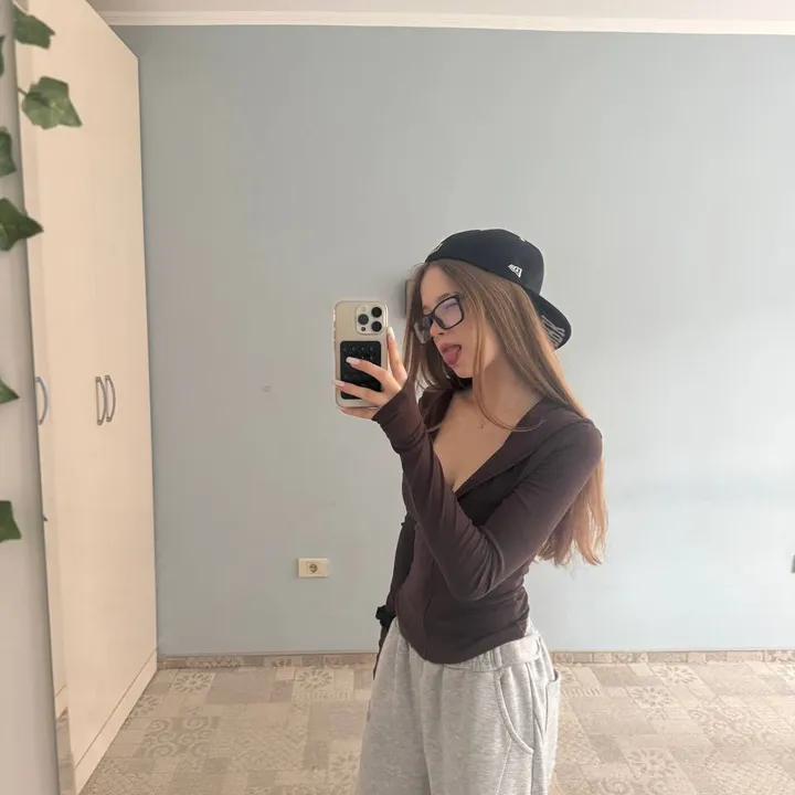 lsabella_larissaaa