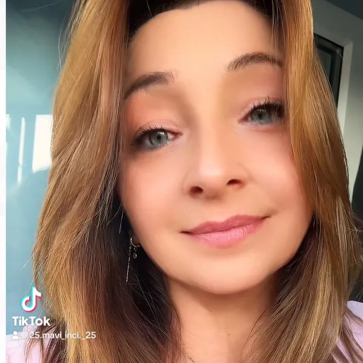 25.mavi_inci._25