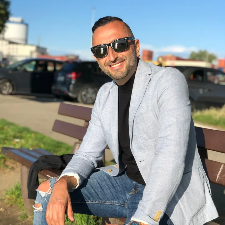 tony_oliviero