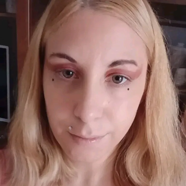 @deborah949412