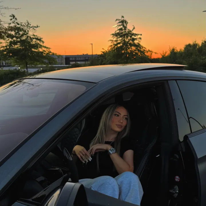 marie.blkn