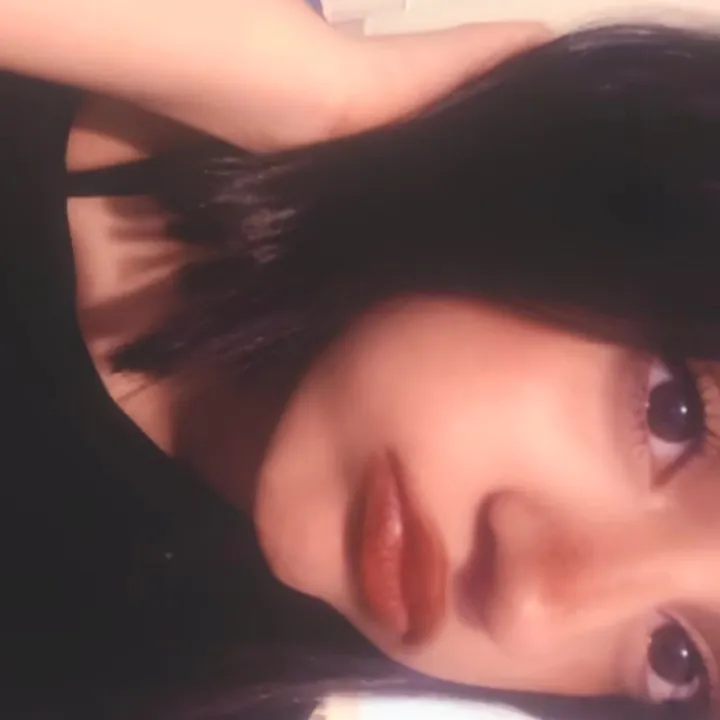 tania.mokhlesi