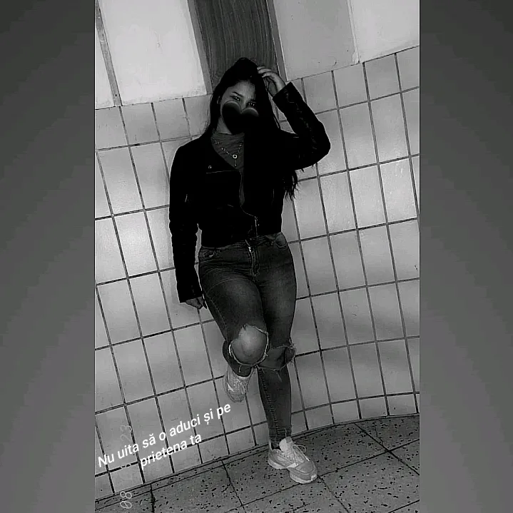 @1adri_official