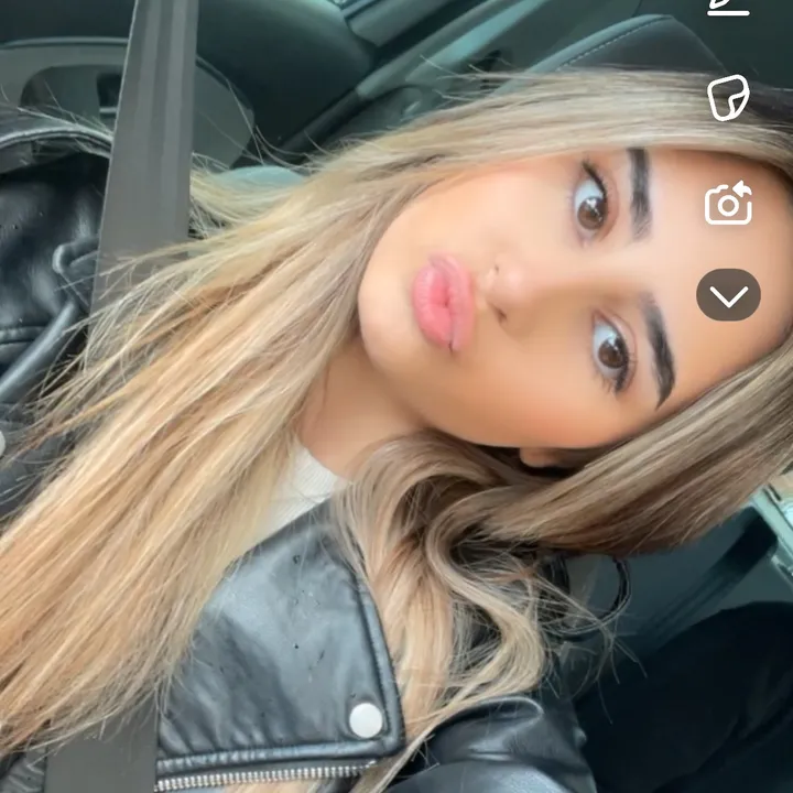 annasturgessxo