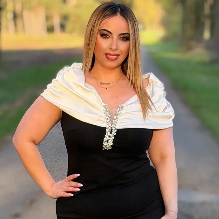 queen_sami22