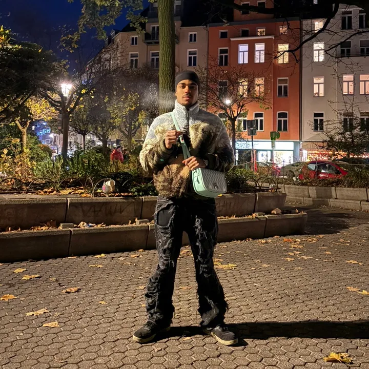 lewisantony72