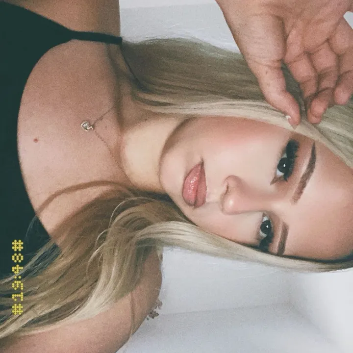 sabrinaa.zq