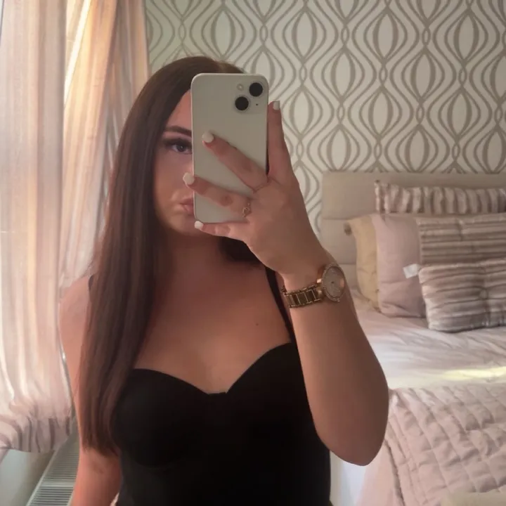 @isabellaj_14