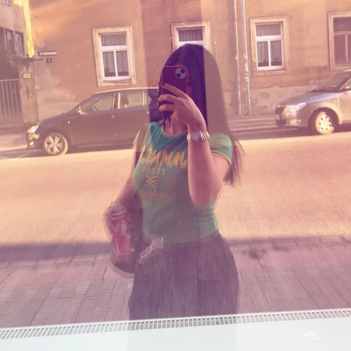 sara.s001
