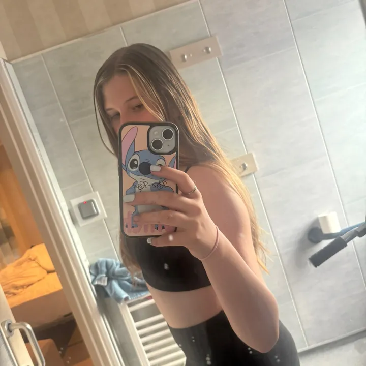@raerae1657