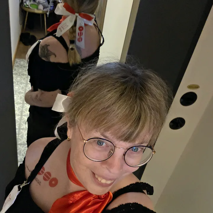 @carmenbella0408