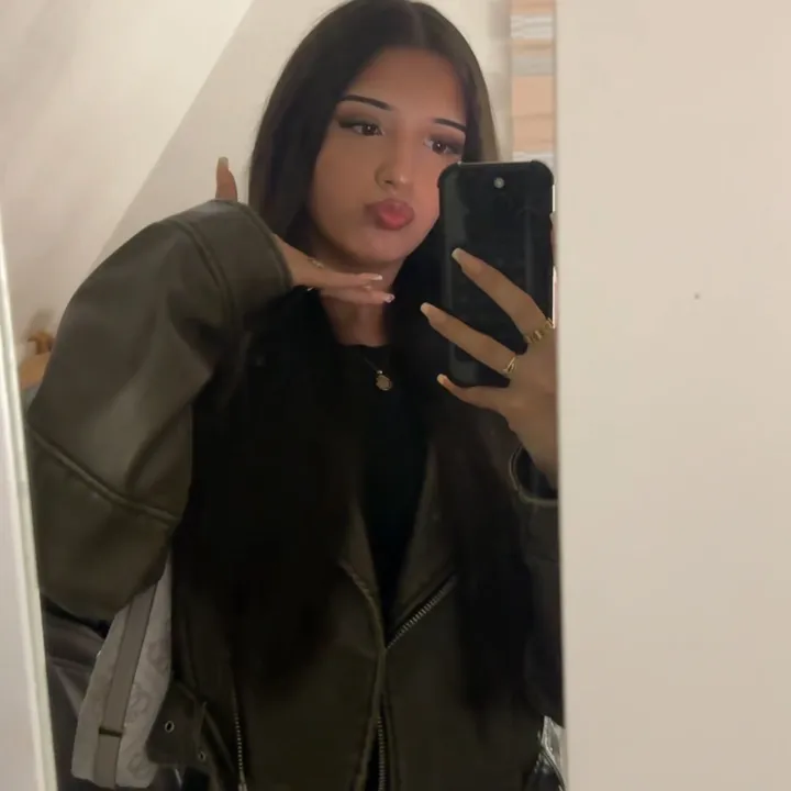 @aleyna.lavinya