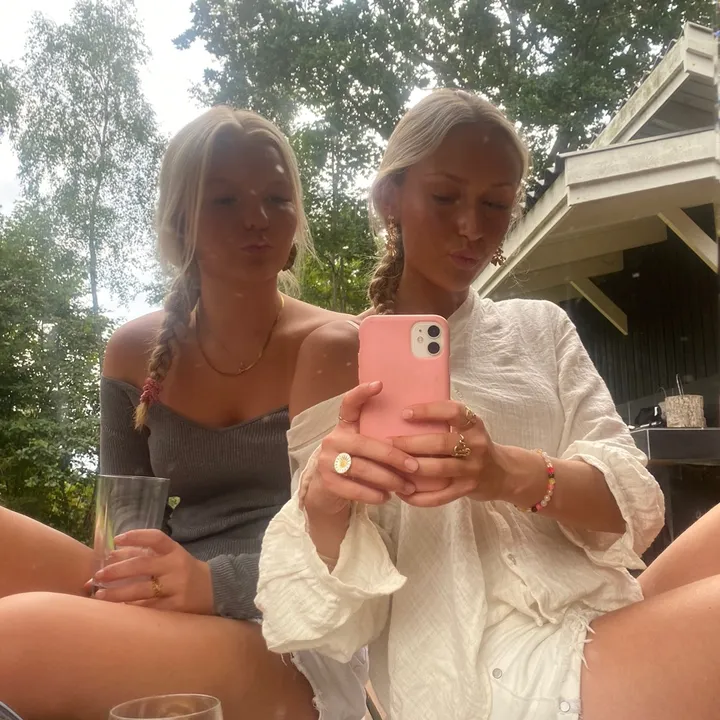 emilie.sandau