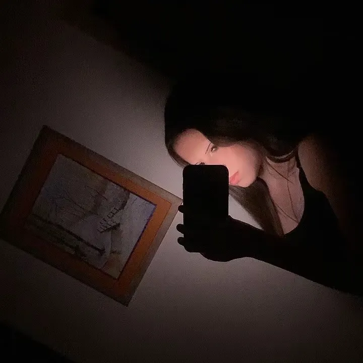 @usserr_.intrvbl