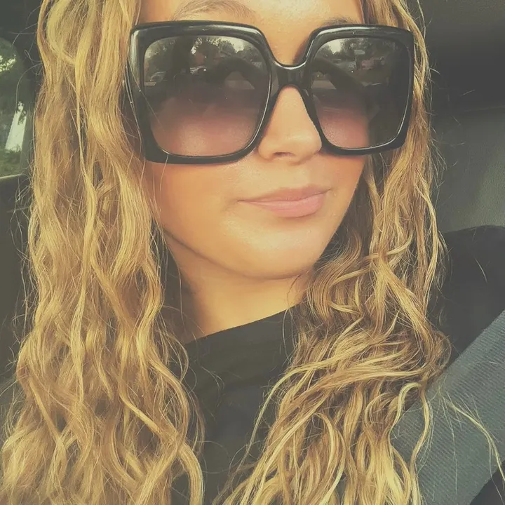 @mia_lavin1