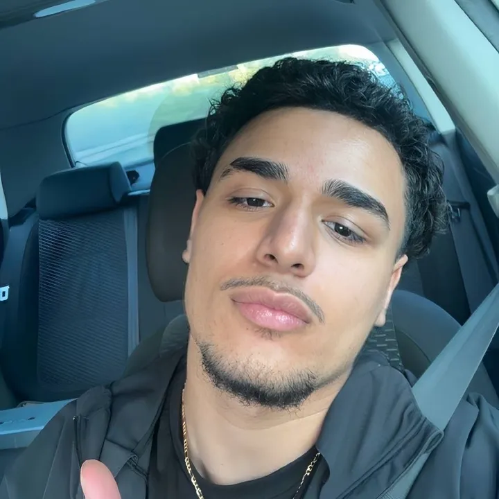@youngvallo
