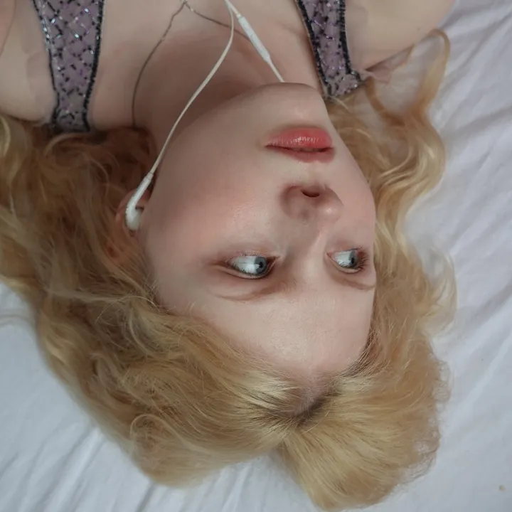 delusionalgirlygirl