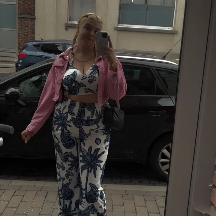 anysia_vw