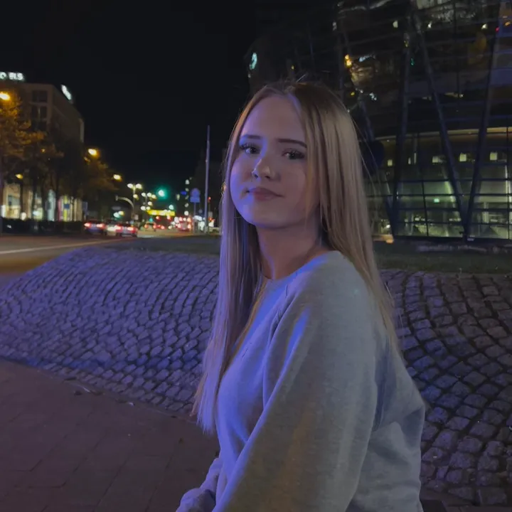 louisa.kr222