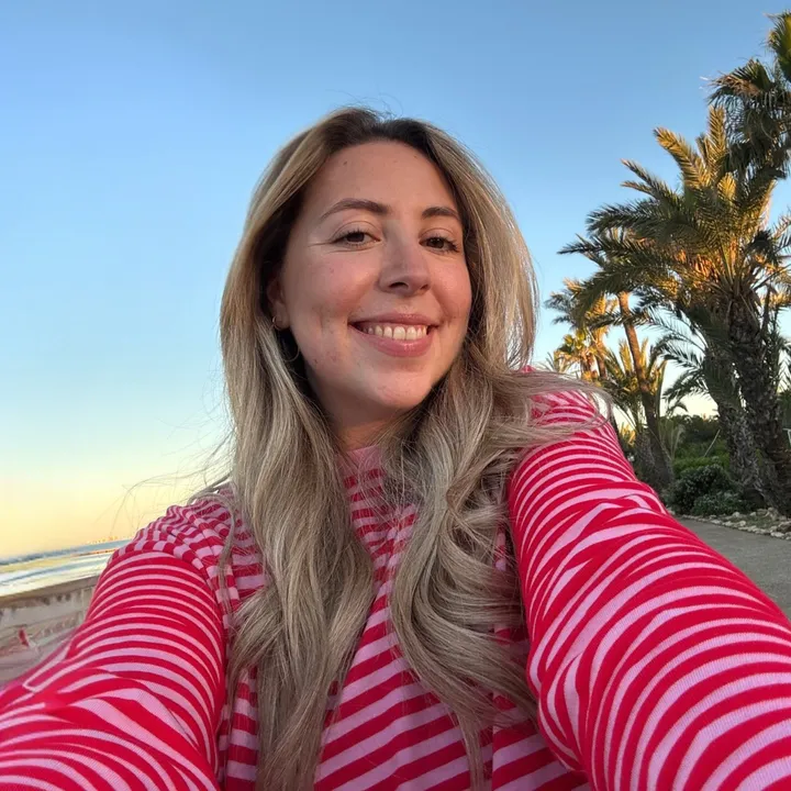@lenaaniem