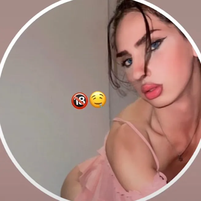 @1nicole9090
