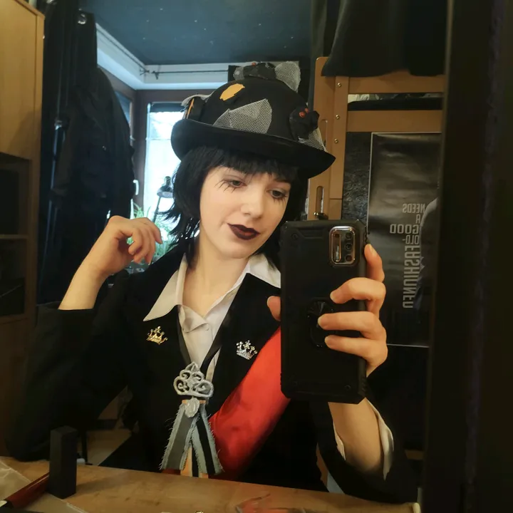 lil_goth.cos